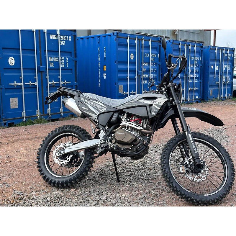 Мотоцикл Regulmoto Sport-003 PR PRO (4 valves), 6 передач Мотоцикл Regulmoto Sport-003 PR PRO (4 valves), 6 передач