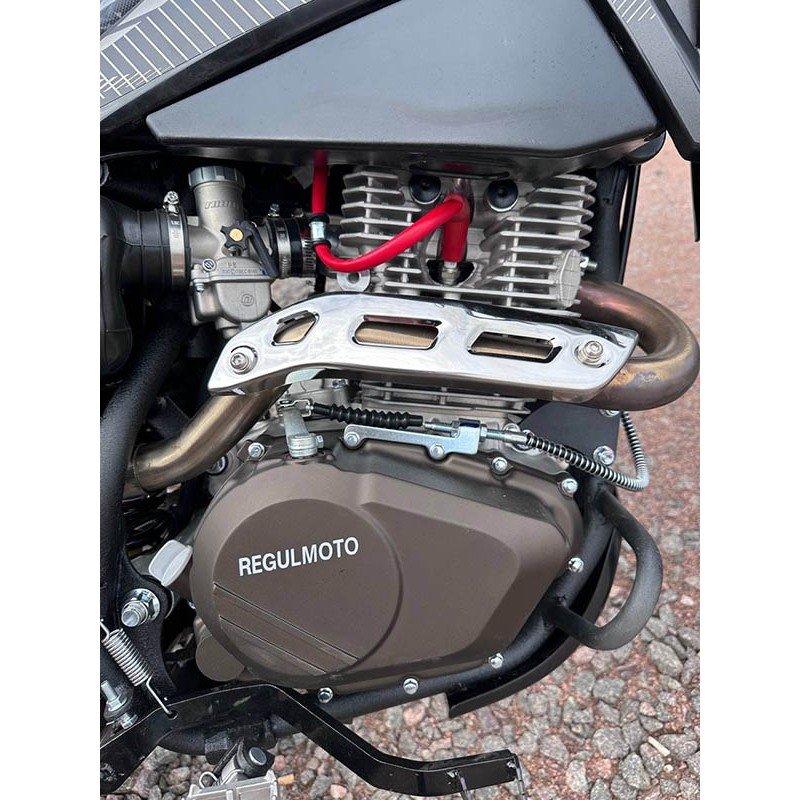 Мотоцикл Regulmoto Sport-003 PR PRO (4 valves), 6 передач Мотоцикл Regulmoto Sport-003 PR PRO (4 valves), 6 передач