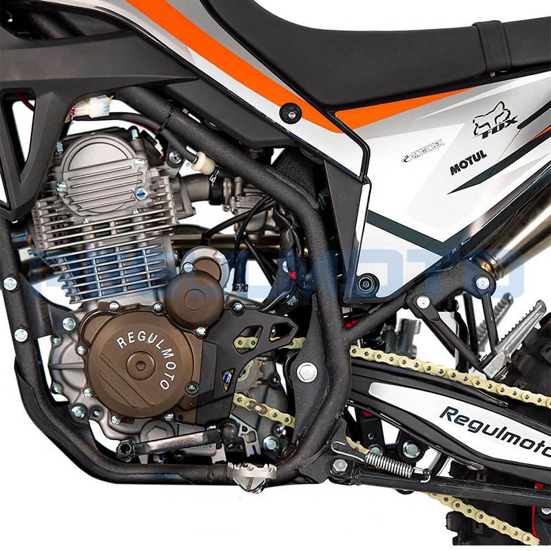 Мотоцикл Regulmoto CR-X Мотоцикл Regulmoto CR-X