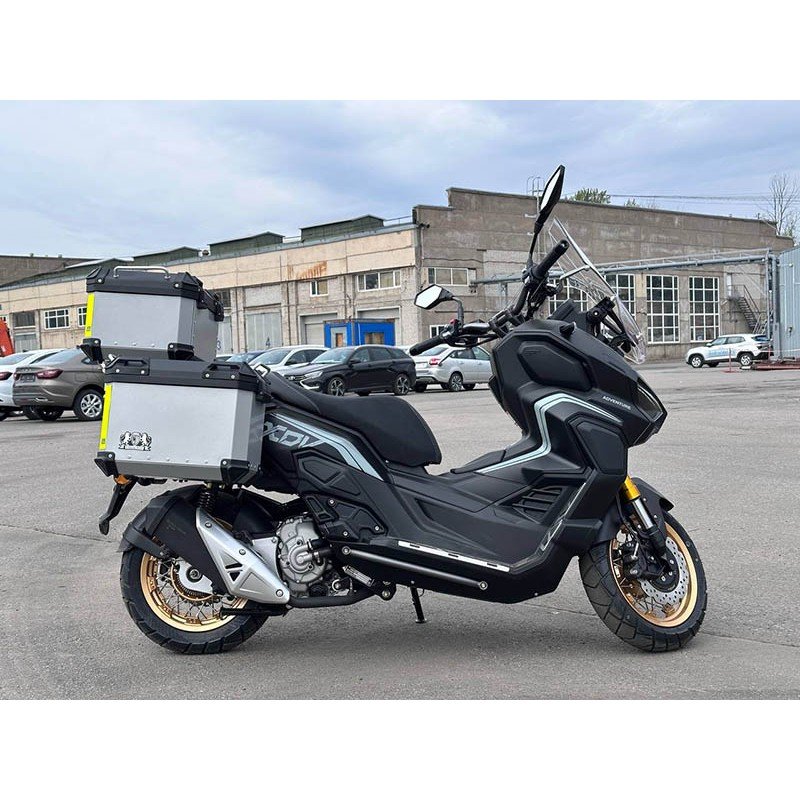 Скутер Regulmoto XDV ADVENTURE 300CC (LJ300T-18) EFI с кофрами Скутер Regulmoto XDV ADVENTURE 300CC (LJ300T-18) EFI с кофрами