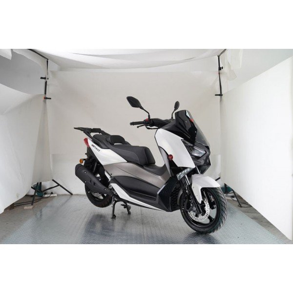 Скутер Vento XMax 250 EFI