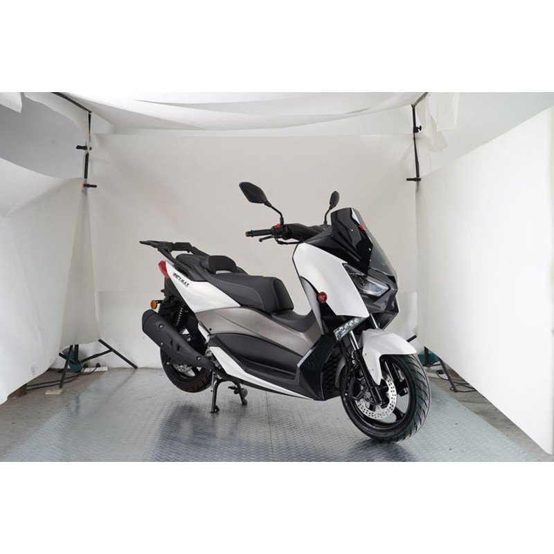 Скутер Vento XMax 250 EFI Скутер Vento XMax 250 EFI