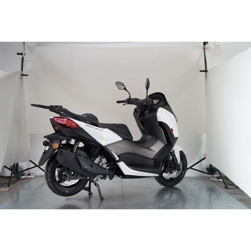 Скутер Vento XMax 250 EFI Скутер Vento XMax 250 EFI