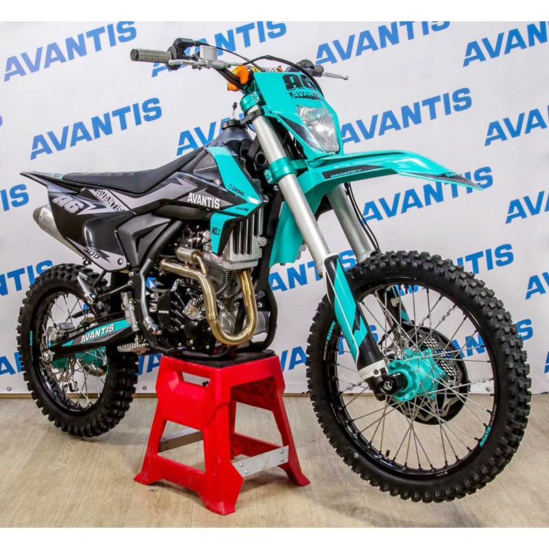 Мотоцикл AVANTIS A6 (174 MN)