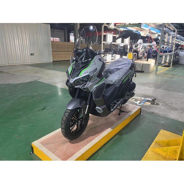 Скутер Regulmoto XDV TRAVELER (LJ-1) Скутер Regulmoto XDV TRAVELER (LJ-1)