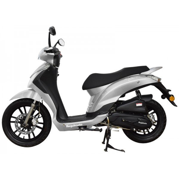 Скутер Regulmoto TREVIS 125 Скутер Regulmoto TREVIS 125