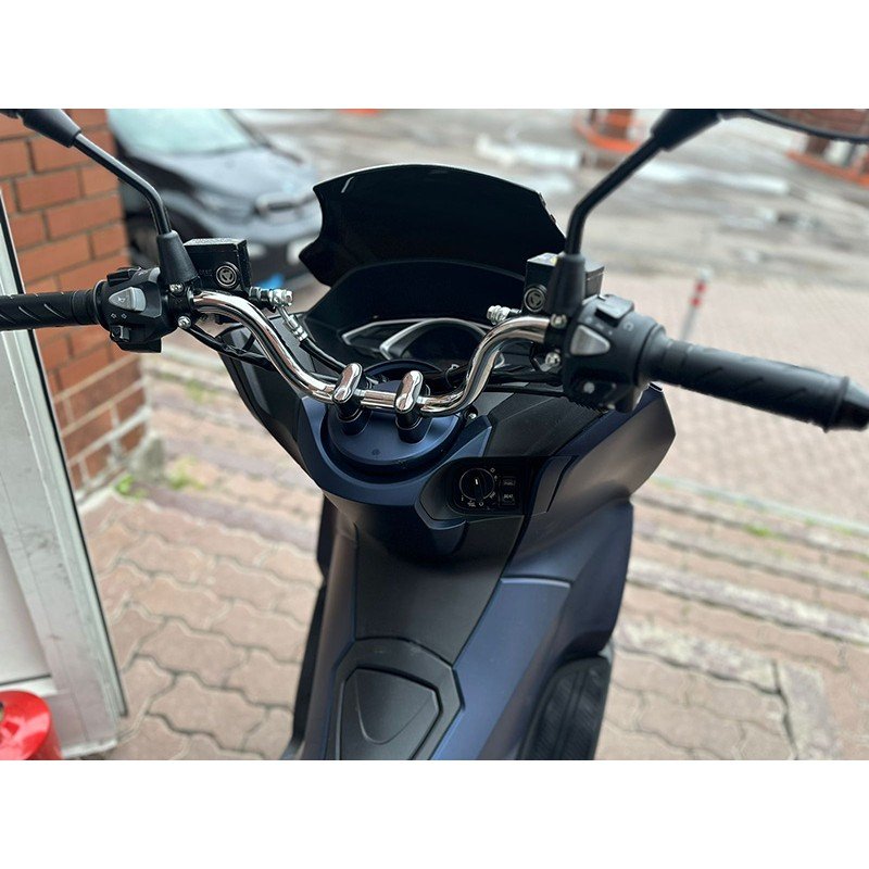 Скутер Vento PCX 200