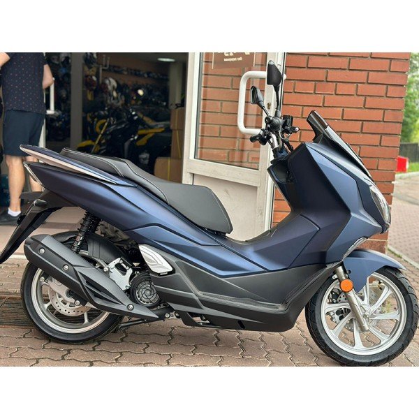 Скутер Vento PCX 200 Скутер Vento PCX 200